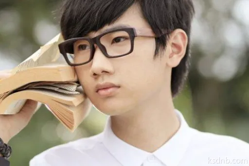 张碧晨三曲汪苏泷词曲,揭秘体面背后的情感纠葛 张碧晨三曲汪苏泷词曲,揭秘体面背后的情感纠葛